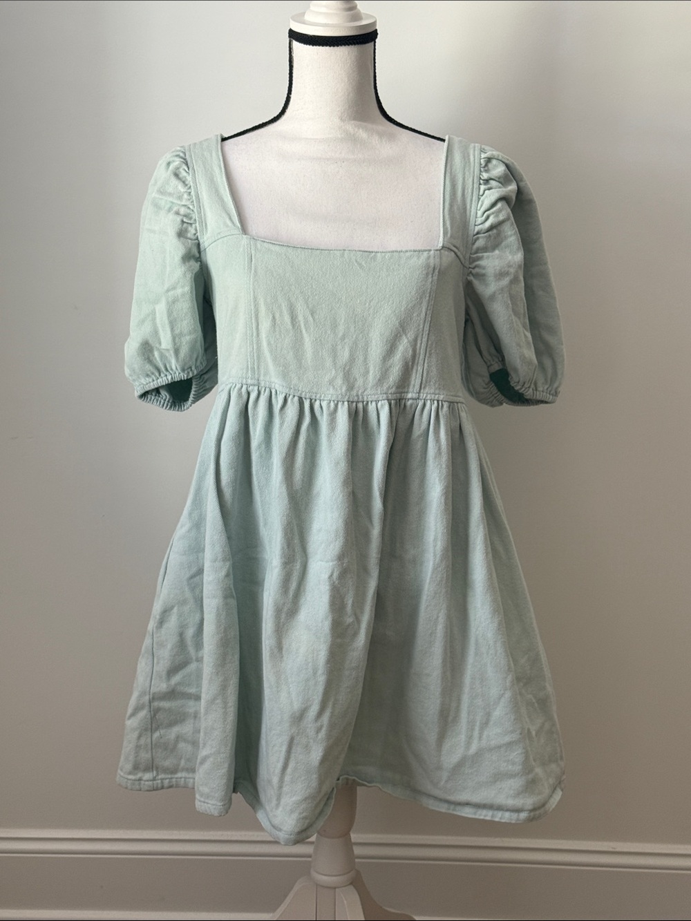 MOD On Trend Light Denim Puff Sleeve Square Neck Mini Dress